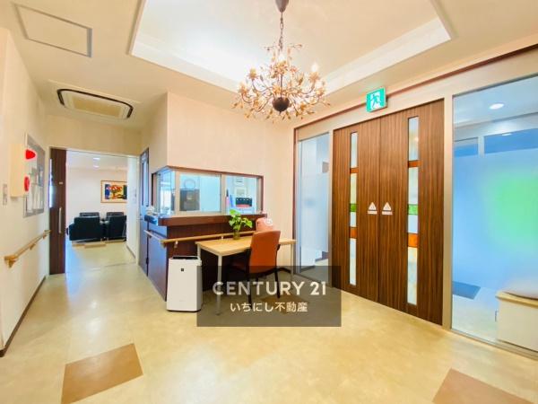 mi casa 文教台　エントランス　スタッフ常駐のため防犯面も安心
