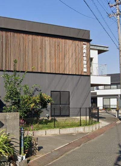 レインボー泉　一宮尚正会保育園（幼稚園・保育園）／413m　