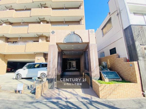 再生住宅「エミナス」・ライオンズマンション東別院第二　エントランス　マンションの入り口。