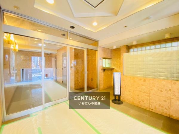 再生住宅「エミナス」・ライオンズマンション東別院第二　エントランス　オートロックつきで防犯面も安心。
