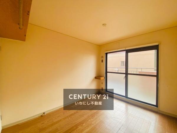 ライオンズマンション新守山　洋室　主寝室にぴったりな南側洋室