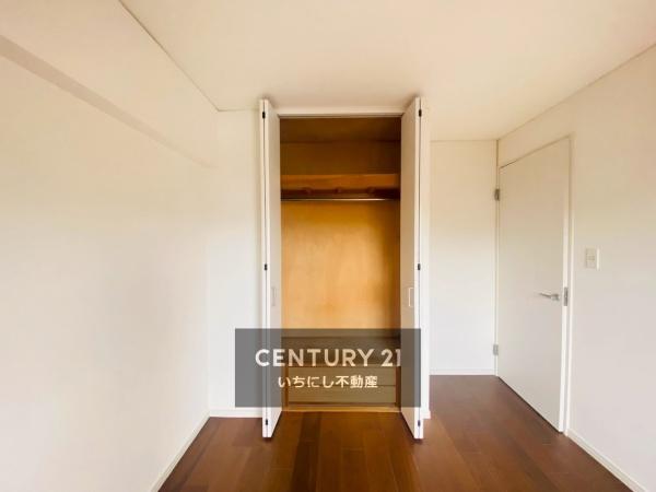 ライオンズマンション新守山　収納　北側洋室の収納