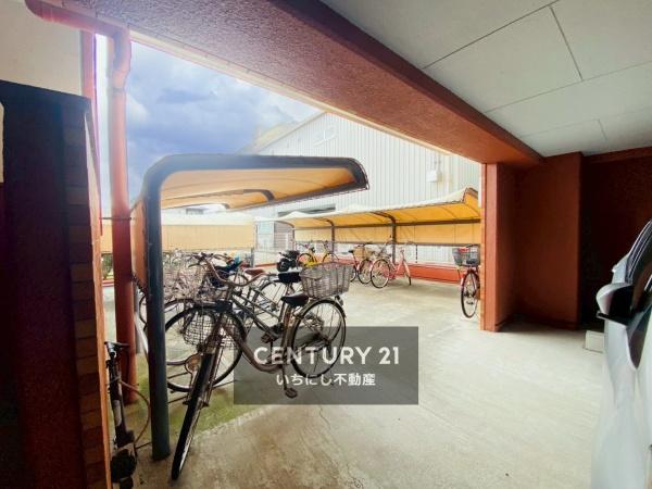 ライオンズマンション新守山　その他共用部分　駐輪場。