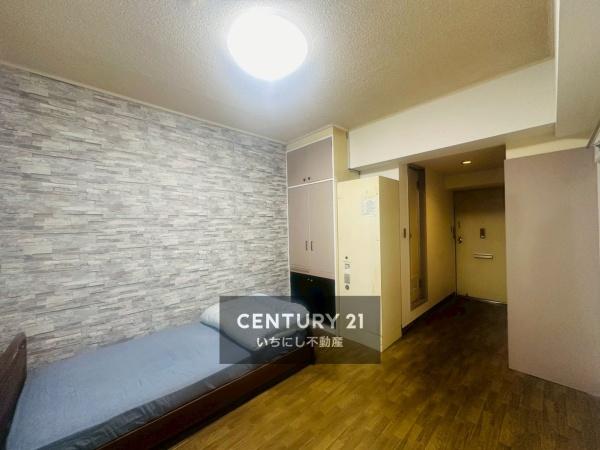 栄マンション　S棟　リビング　約9.8帖のゆとりあるお部屋です