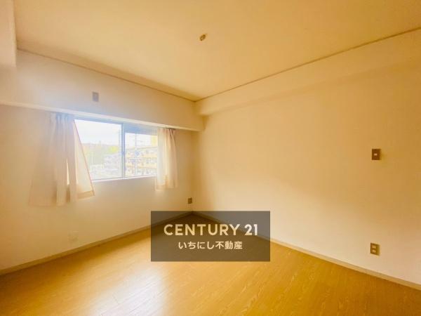 赤坂マンション藤が丘 洋室 主寝室にぴったりな6帖洋室 赤坂マンション藤が丘 洋室 主寝室にぴったりな6帖洋室