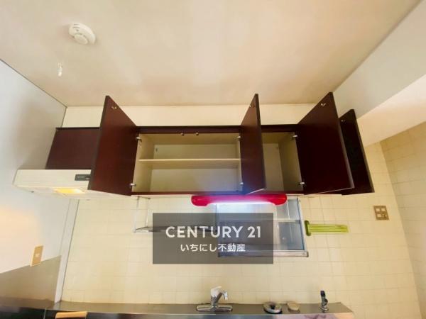 赤坂マンション藤が丘 キッチン 上部にも収納のあるキッチン 赤坂マンション藤が丘 キッチン 上部にも収納のあるキッチン