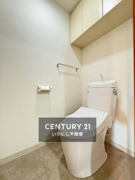 再生住宅「エミナス」・シャトレ愛松稲沢8 トイレ 清潔感あるトイレ。 再生住宅「エミナス」・シャトレ愛松稲沢8 トイレ 清潔感あるトイレ。