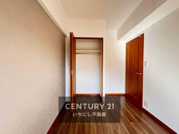 再生住宅「エミナス」・シャトレ愛松稲沢8 収納 南側洋室の収納 再生住宅「エミナス」・シャトレ愛松稲沢8 収納 南側洋室の収納