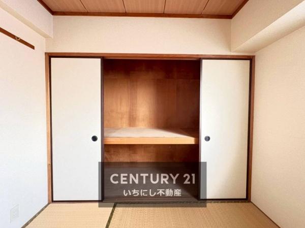 再生住宅「エミナス」・グリーンコーポ江南 収納 北側和室収納。 再生住宅「エミナス」・グリーンコーポ江南 収納 北側和室収納。