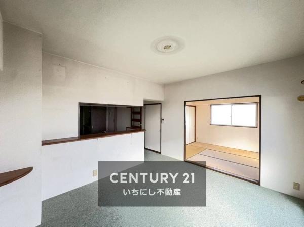 再生住宅「エミナス」・グリーンコーポ江南 リビング リラックスして過ごせる11.9帖リビング 再生住宅「エミナス」・グリーンコーポ江南 リビング リラックスして過ごせる11.9帖リビング