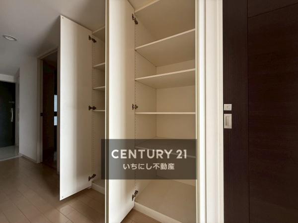 プラウド野並　収納　小物から大きなものまで収納可能