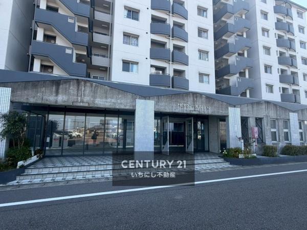 ナビタウン一宮マンション　エントランス　マンション入り口