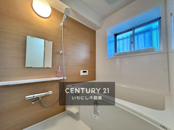 パラシオン一宮　バス　清潔感のあるユニットバス