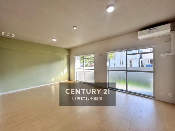 パラシオン一宮　リビング　リラックスして過ごせる20帖リビング