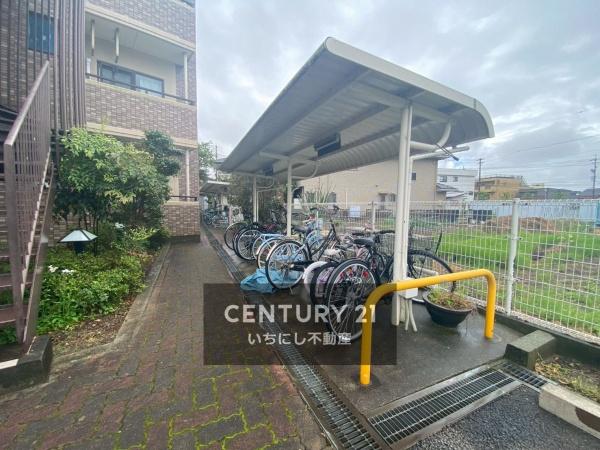 ユーハウス一宮 その他共用部分 駐輪場。自転車通勤の人も安心 ユーハウス一宮 その他共用部分 駐輪場。自転車通勤の人も安心